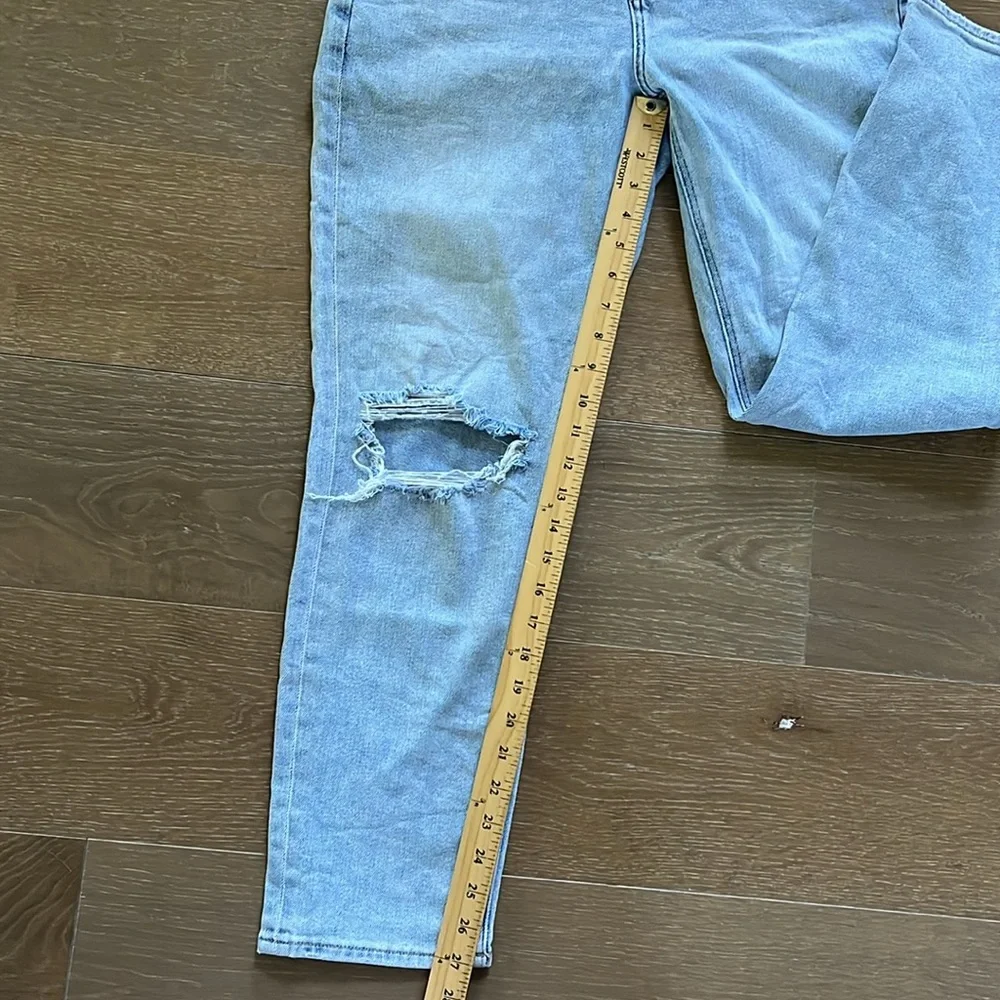 American Eagle Outfitters Blue Ankle Cropped Jeans - Picture 8 of 14